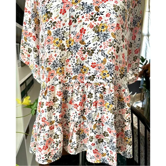 Loft Floral Tiered Top - Picture 9 of 12